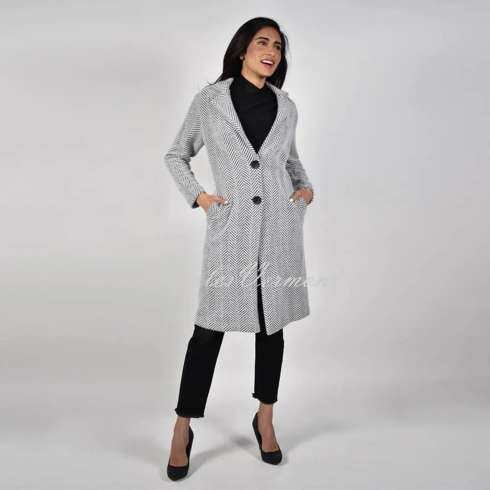 Frank Lyman Coat - Style 214252