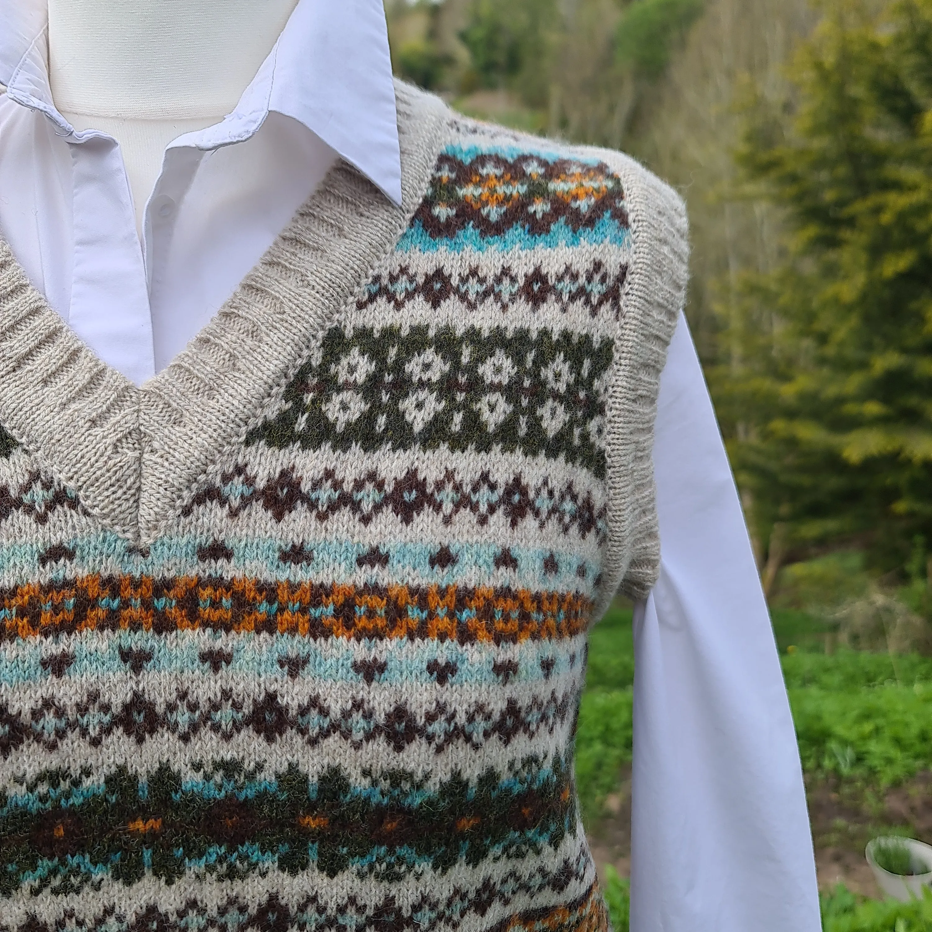 Harley Of Scotland All Over Fair Isle Tank Top
