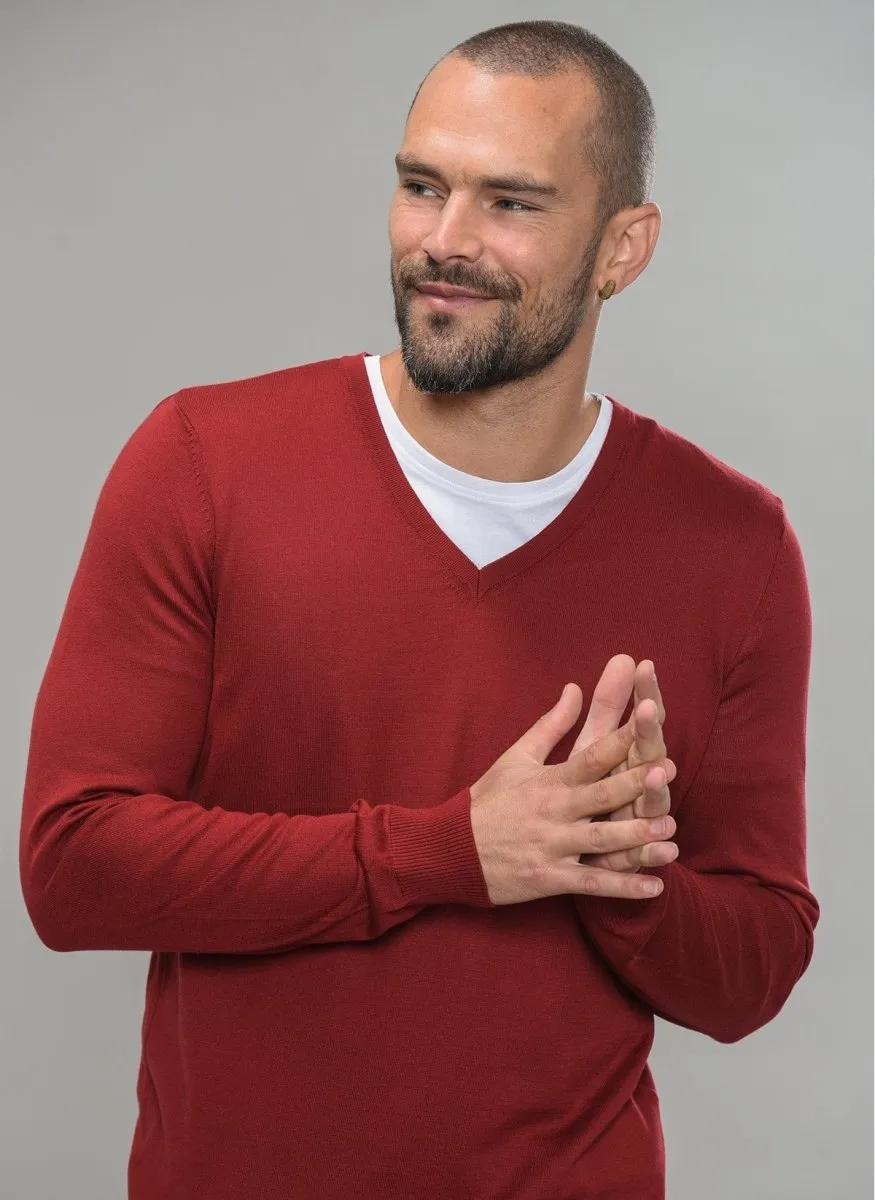 V Neck Sweater in Red