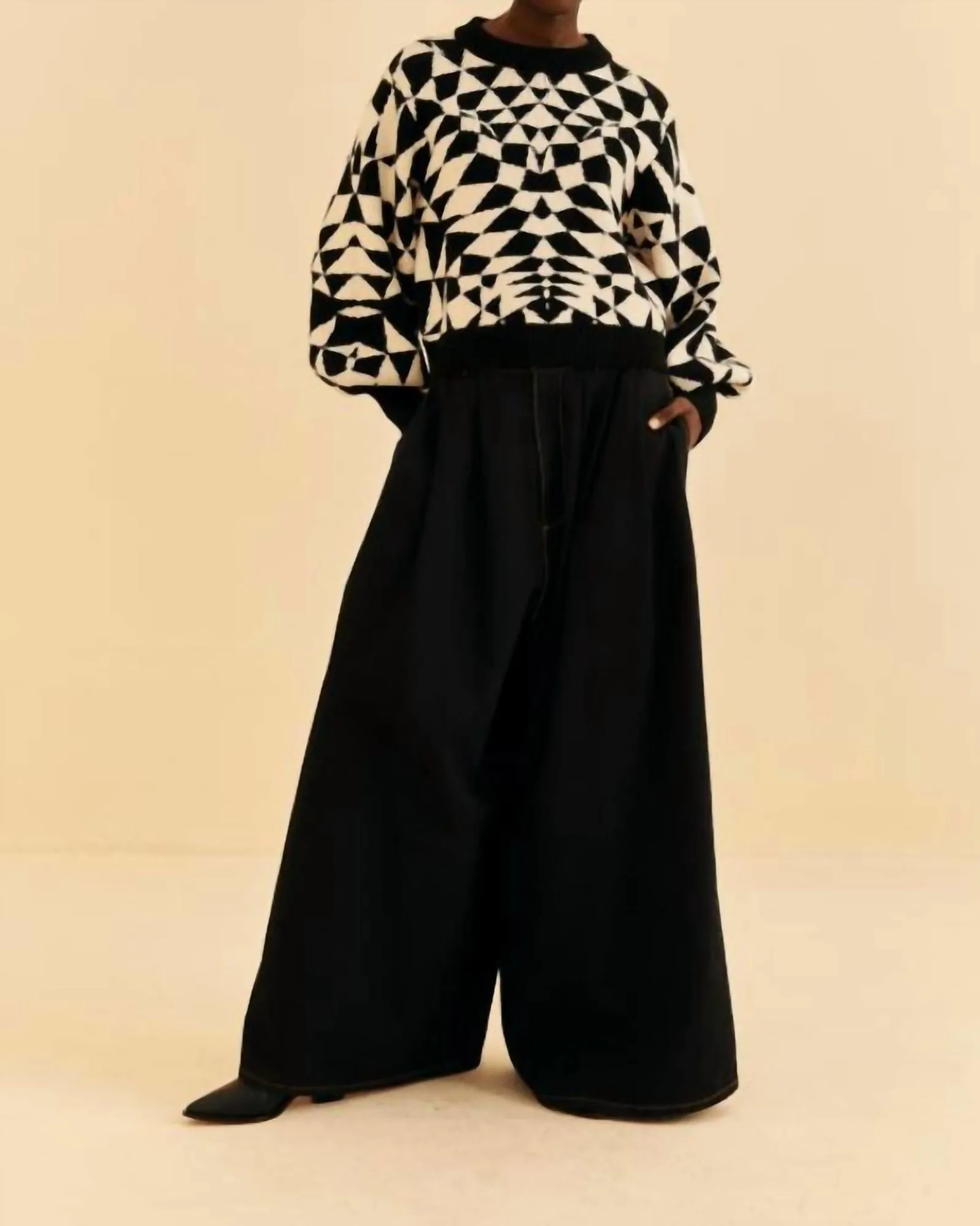 Women's Knit Sweater in Heart Deco Black | Heart Deco Black