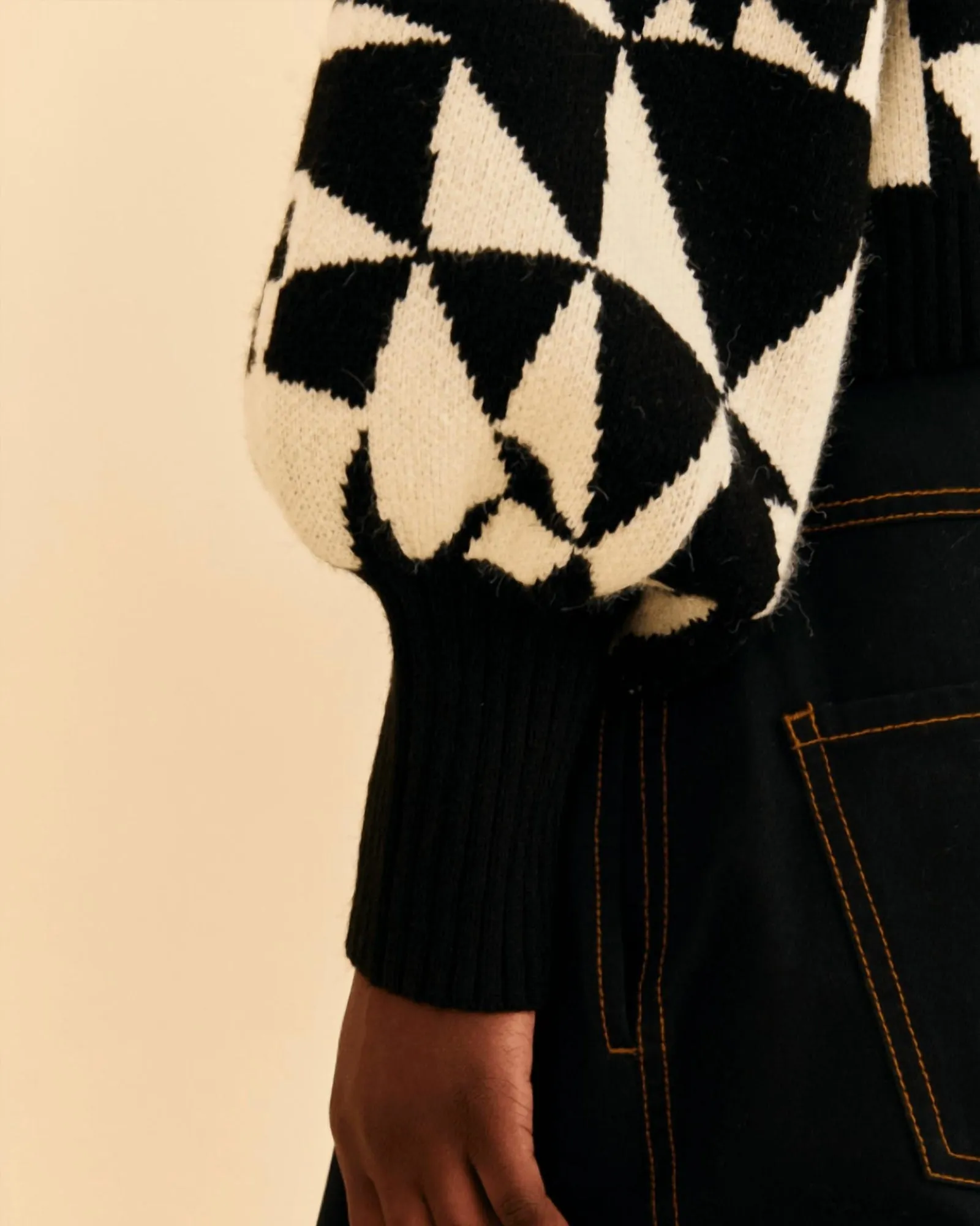 Women's Knit Sweater in Heart Deco Black | Heart Deco Black